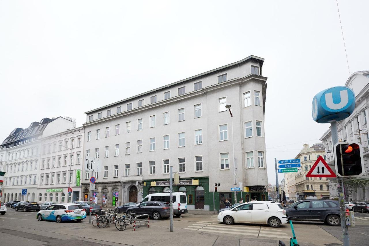 Nice Studio Close To Metro III Viena Exterior foto