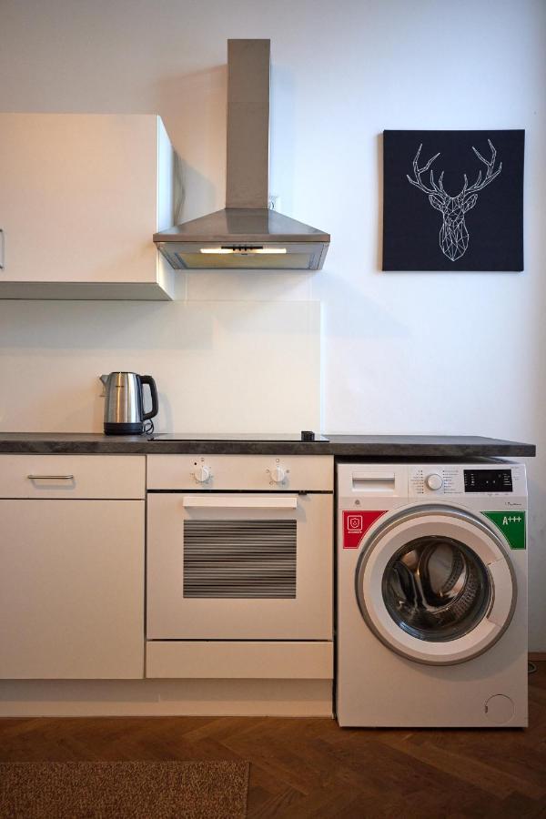 Nice Studio Close To Metro III Viena Exterior foto